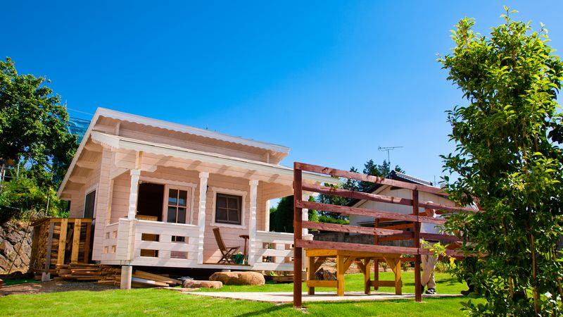 フィンランドから直輸入するログハウスの外観。